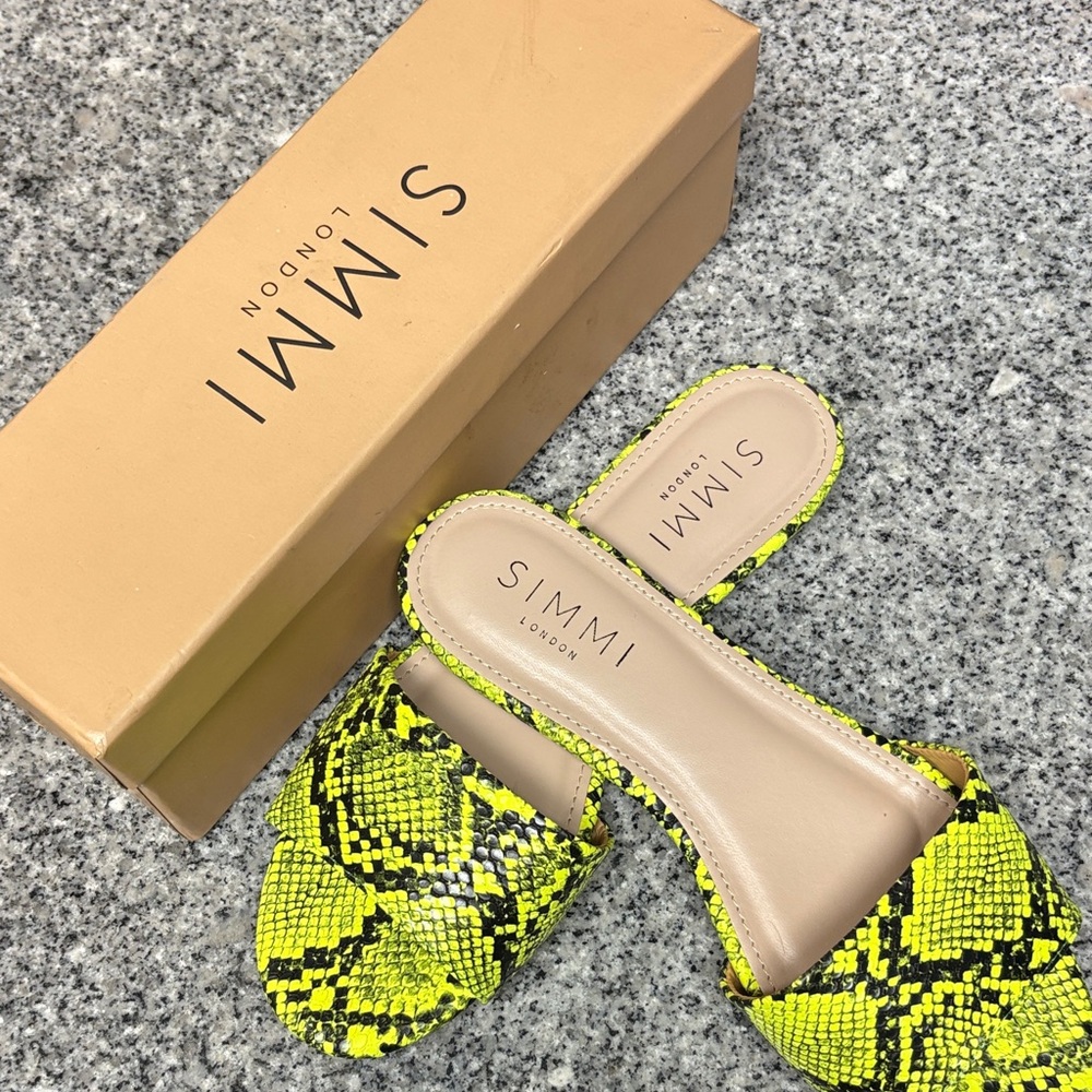 Simmi London Yellow Snake Print Sandals